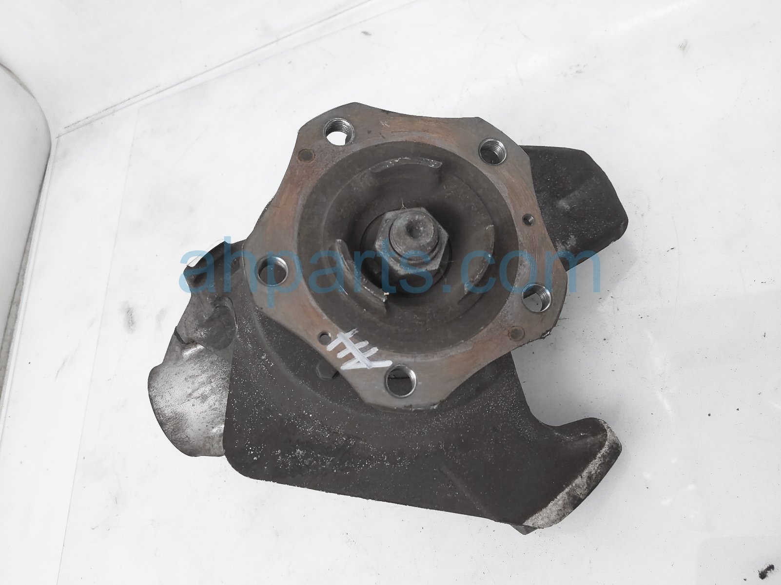 $99 Porsche FR/LH SPINDLE KNUCKLE HUB $99 Porsche FR/LH SPINDLE KNUCKLE HUB