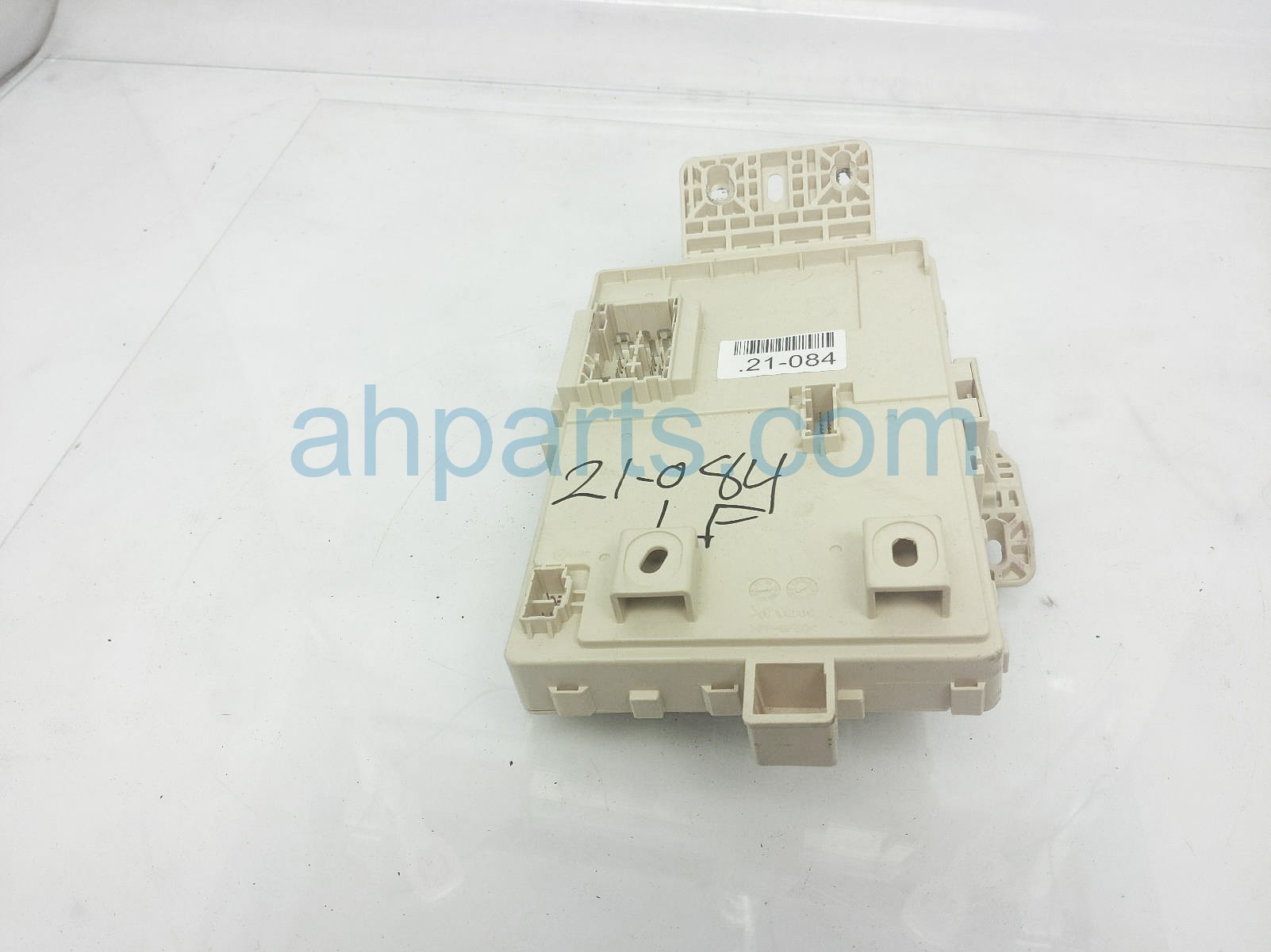 $49 Hyundai JUNCTION BOX ASSEMBLY - I PANEL $49 Hyundai JUNCTION BOX ASSEMBLY - I PANEL