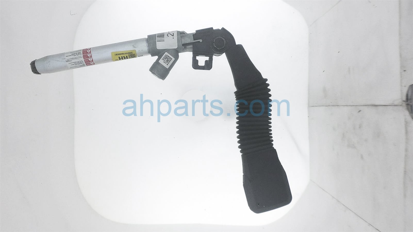 $50 Hyundai FRONT PASSANGER SEAT BELT TENSIONER $50 Hyundai FRONT PASSANGER SEAT BELT TENSIONER