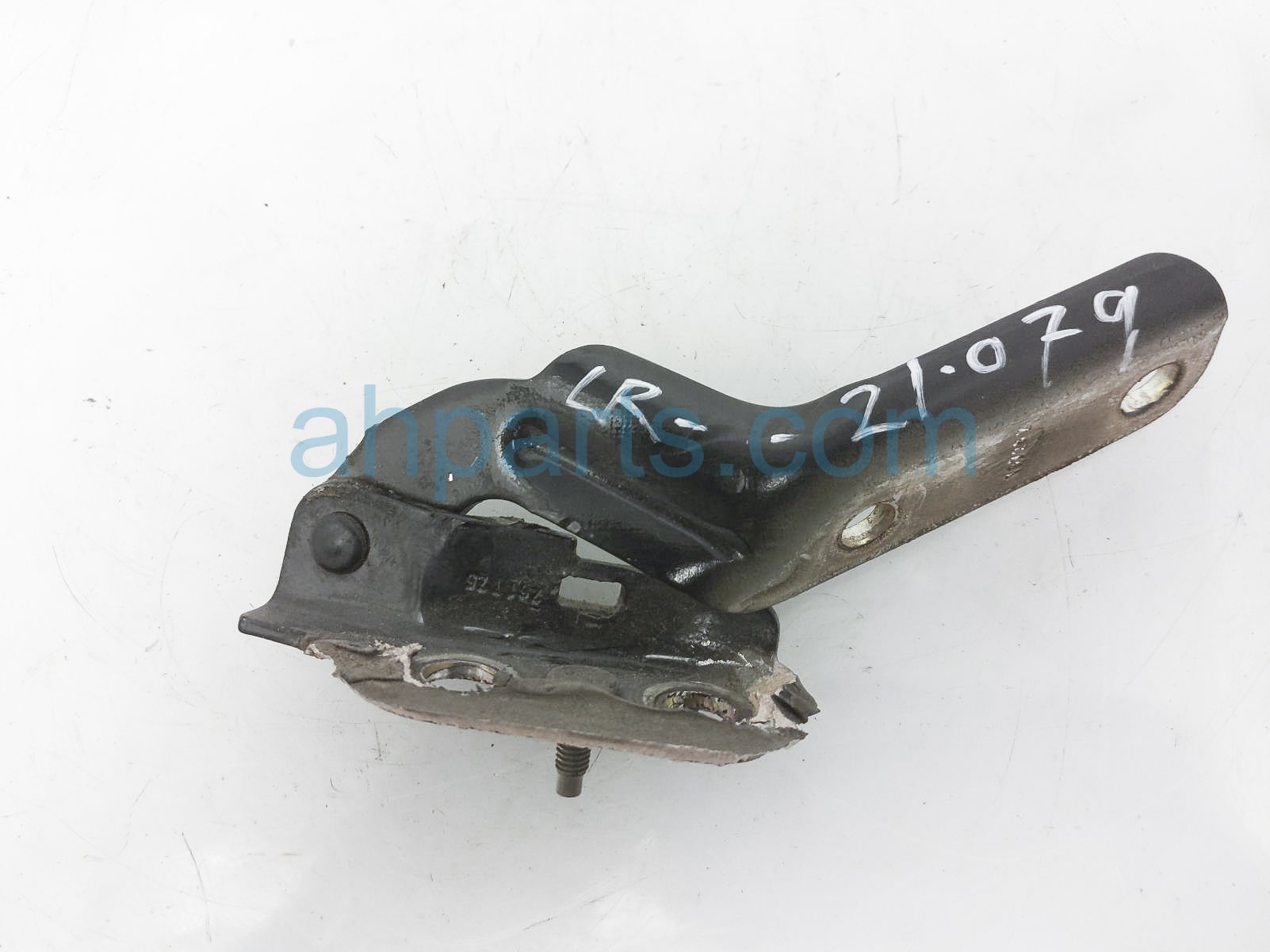 $24 Honda RR/LH TRUNK HINGE $24 Honda RR/LH TRUNK HINGE