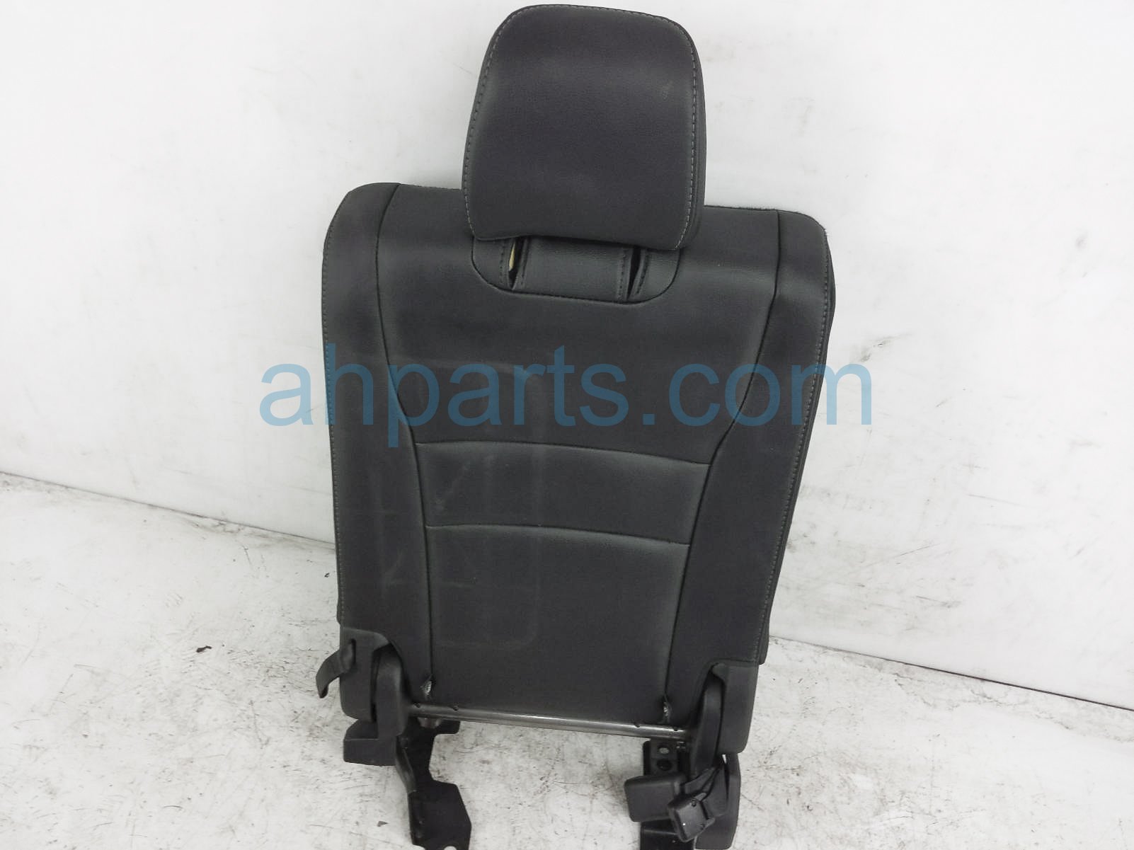 $85 Honda 3RD ROW RH SEAT - BLACK LEATHER $85 Honda 3RD ROW RH SEAT - BLACK LEATHER