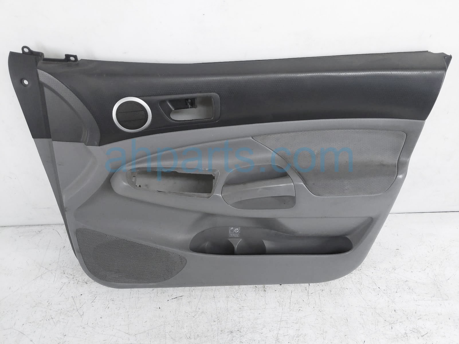 $119 Toyota FR/RH INTERIOR DOOR PANEL - GREY $119 Toyota FR/RH INTERIOR DOOR PANEL - GREY