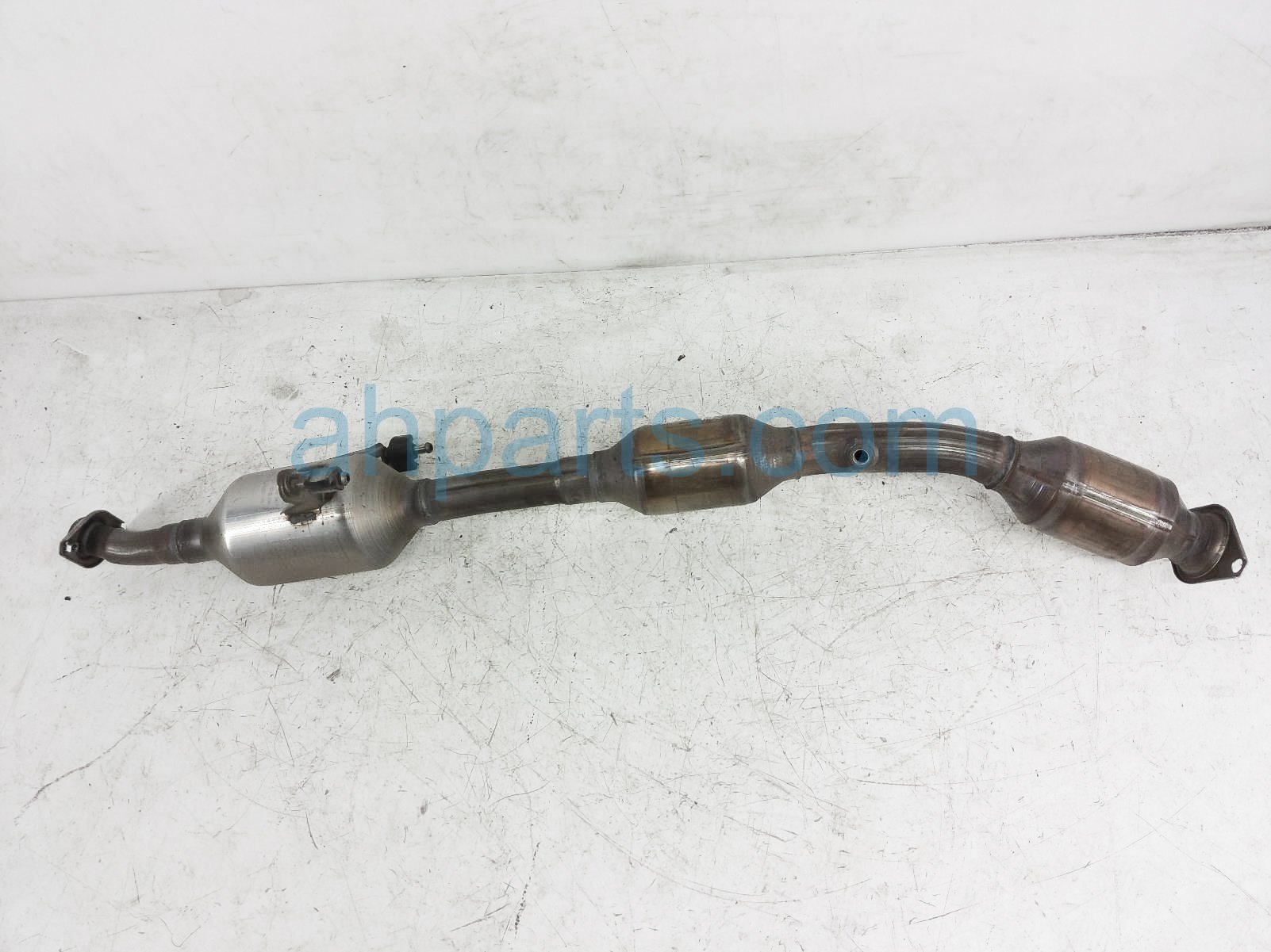 $450 Toyota CATALYTIC CONVERTER $450 Toyota CATALYTIC CONVERTER
