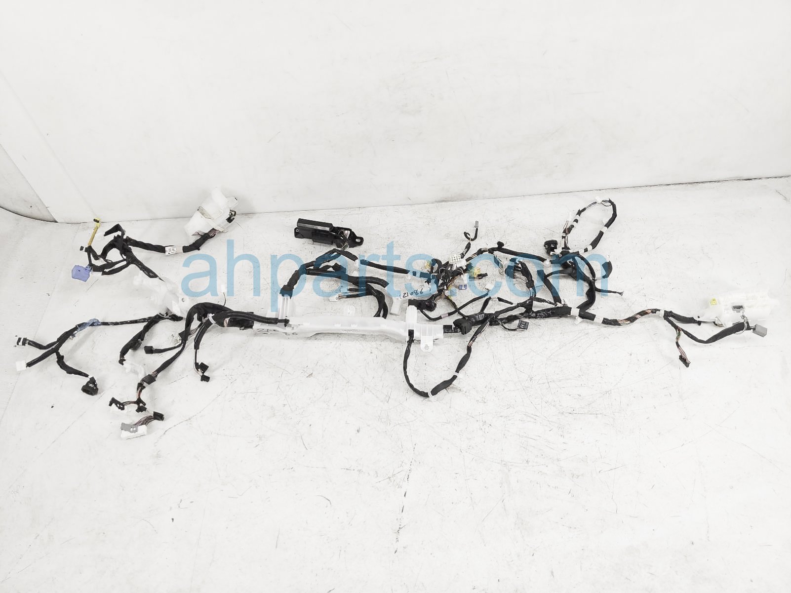 $200 Toyota INSTRUMENT WIRE HARNESS $200 Toyota INSTRUMENT WIRE HARNESS