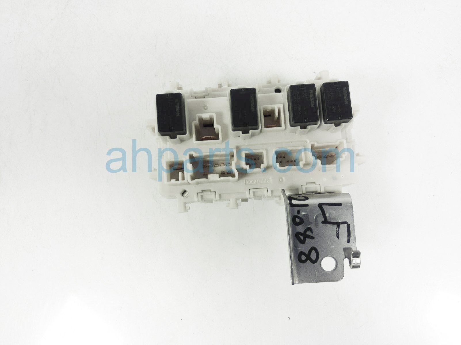 $39 Nissan JUNCTION BLOCK / FUSE BOX $39 Nissan JUNCTION BLOCK / FUSE BOX