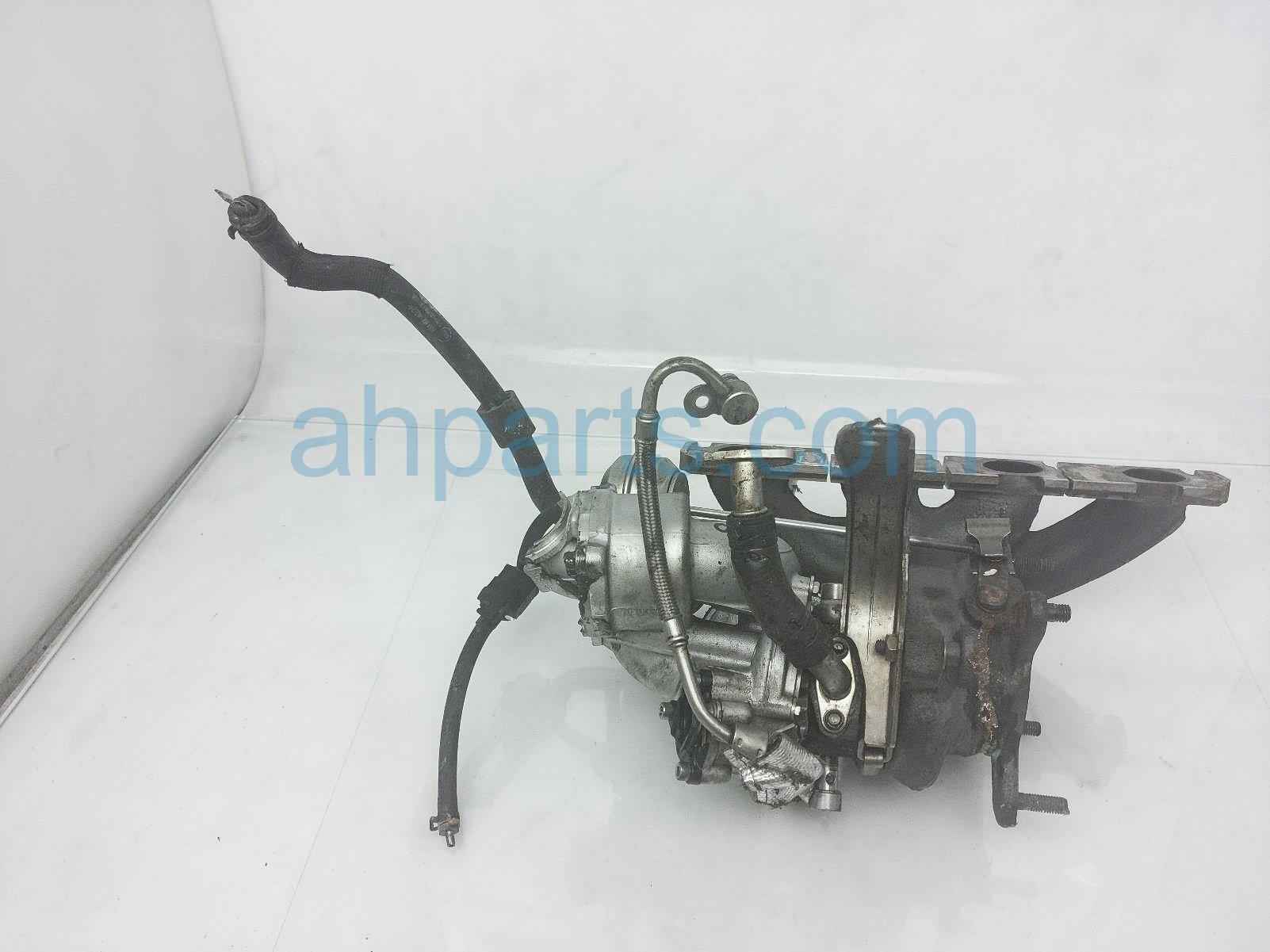 $99 Audi TURBO WITH EXHAUST MANIFOLD NIQ $99 Audi TURBO WITH EXHAUST MANIFOLD NIQ