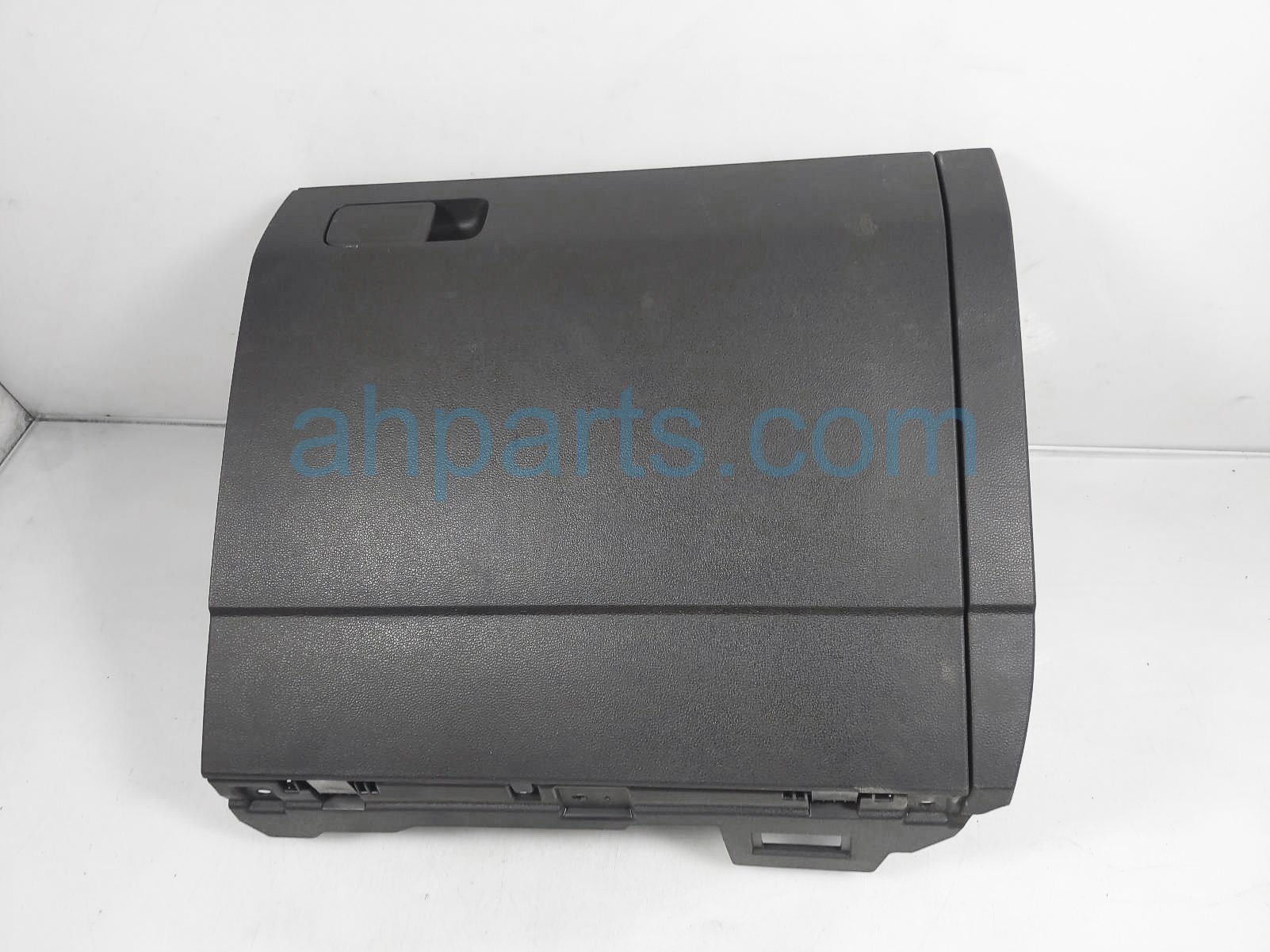 $29 Volkswagen GLOVE COMPARTMENT BOX - BLACK $29 Volkswagen GLOVE COMPARTMENT BOX - BLACK