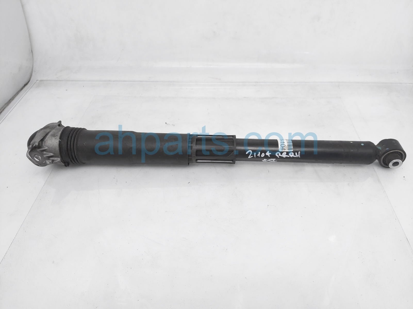$35 Volkswagen RR/RH SHOCK ABSORBER $35 Volkswagen RR/RH SHOCK ABSORBER