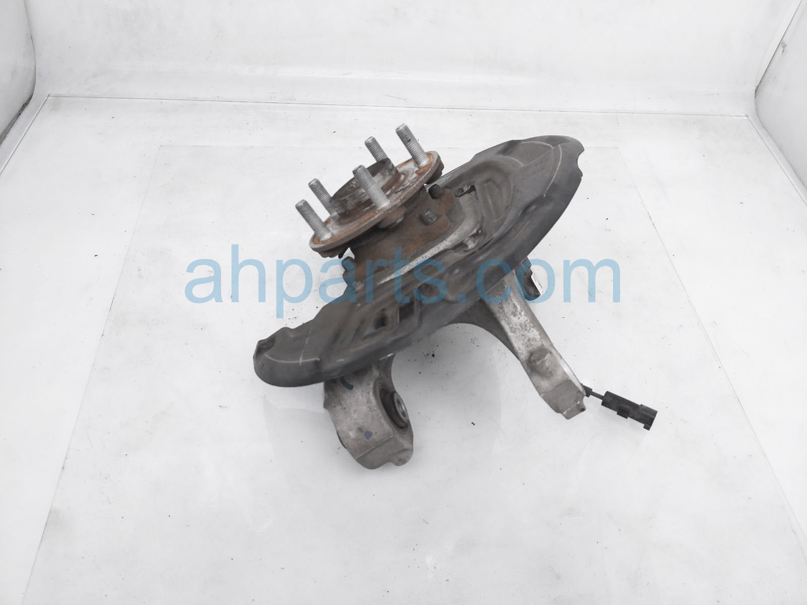 Sold 2016 Ford Fusion Axle Stub Rear Passenger Spindle Knuckle Hub