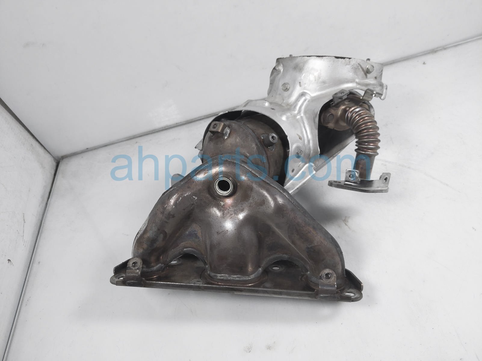 $499 Nissan EXHAUST MANIFOLD $499 Nissan EXHAUST MANIFOLD