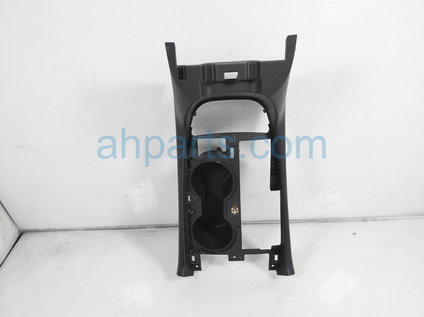 $25 Chevy SHIFTER TRIM PANEL W/CUP HOLDER $25 Chevy SHIFTER TRIM PANEL W/CUP HOLDER