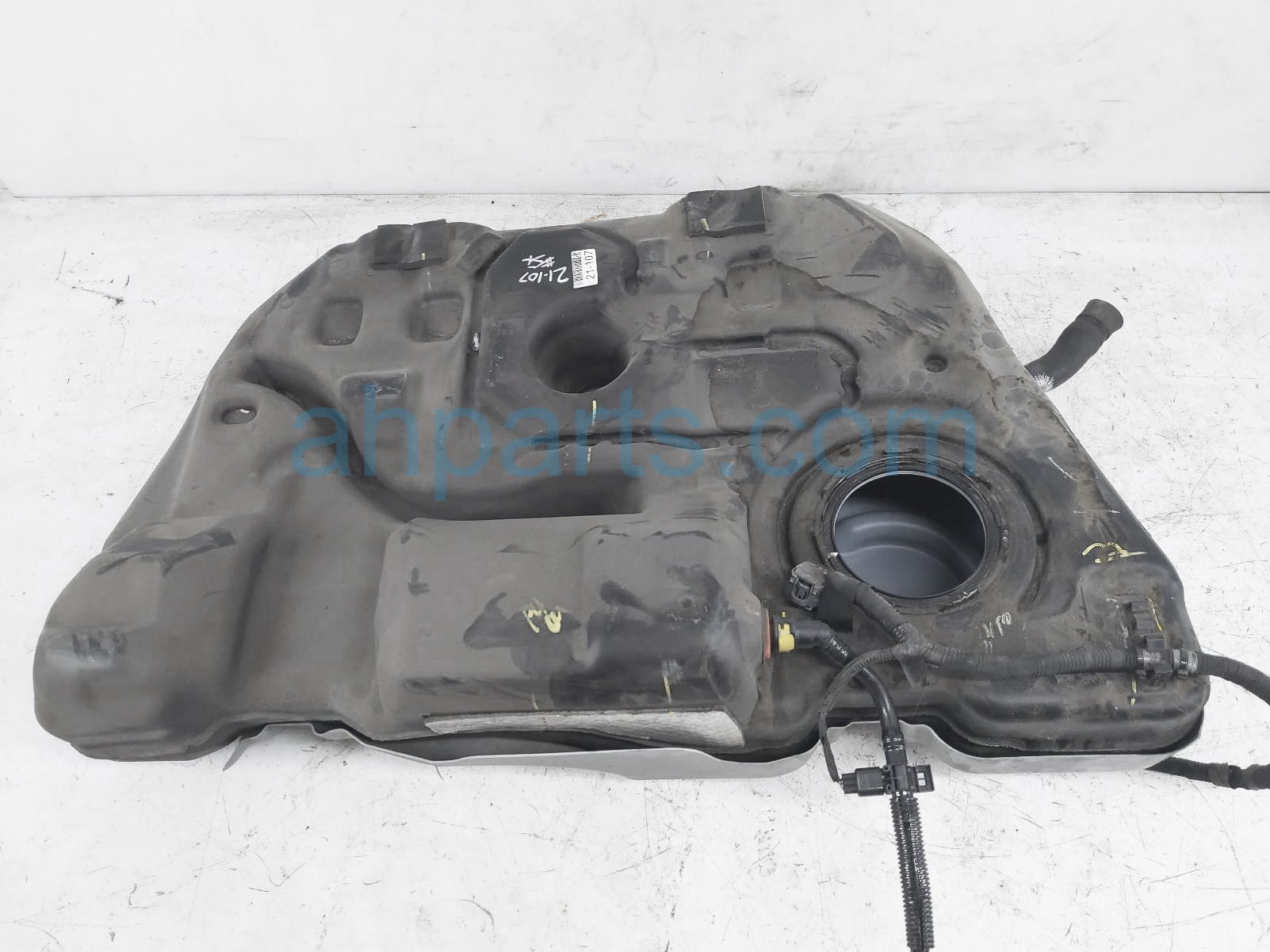 $100 Ford FUEL / GAS TANK