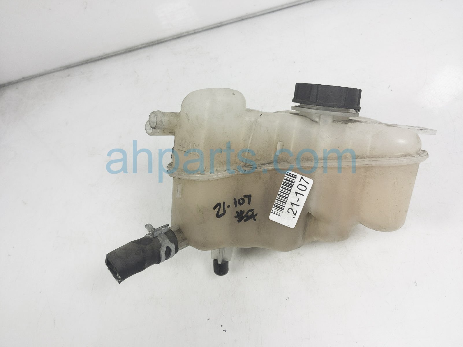 $25 Ford COOLANT OVERFLOW RESERVOIR TANK $25 Ford COOLANT OVERFLOW RESERVOIR TANK
