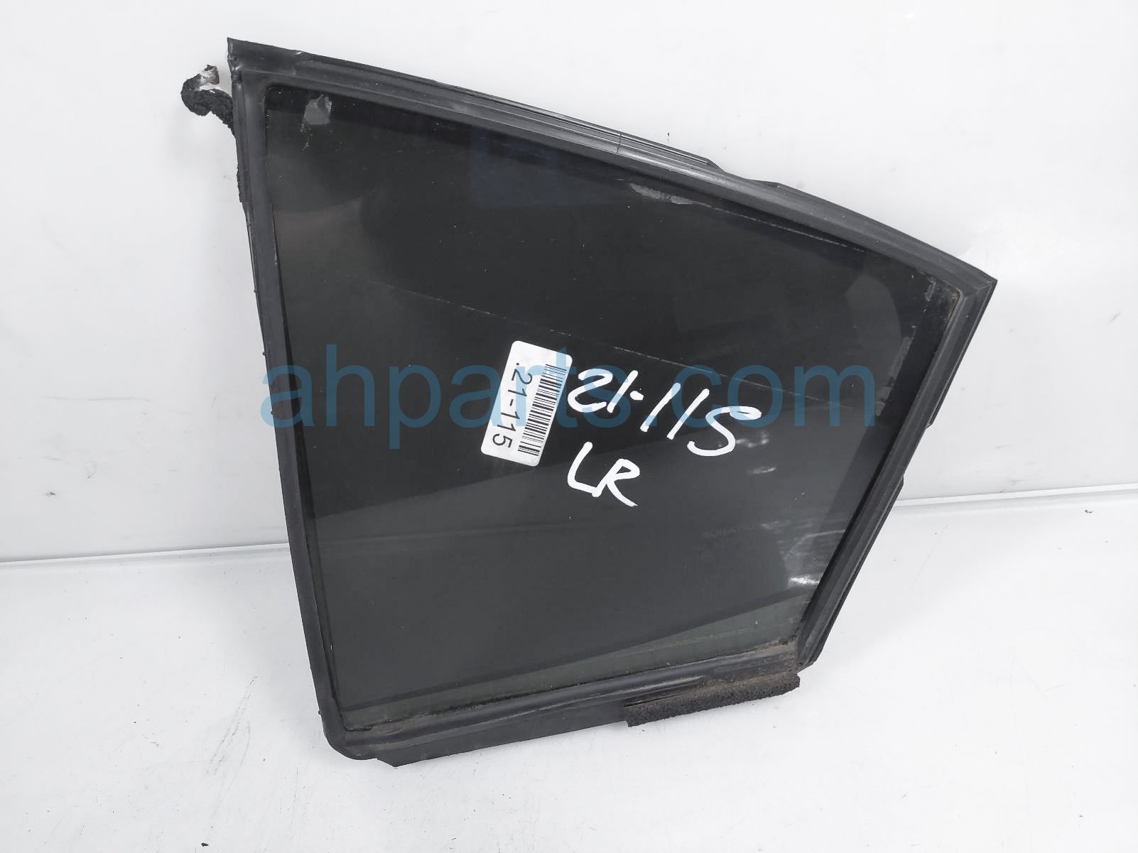 $50 Subaru RR/LH VENT GLASS WINDOW