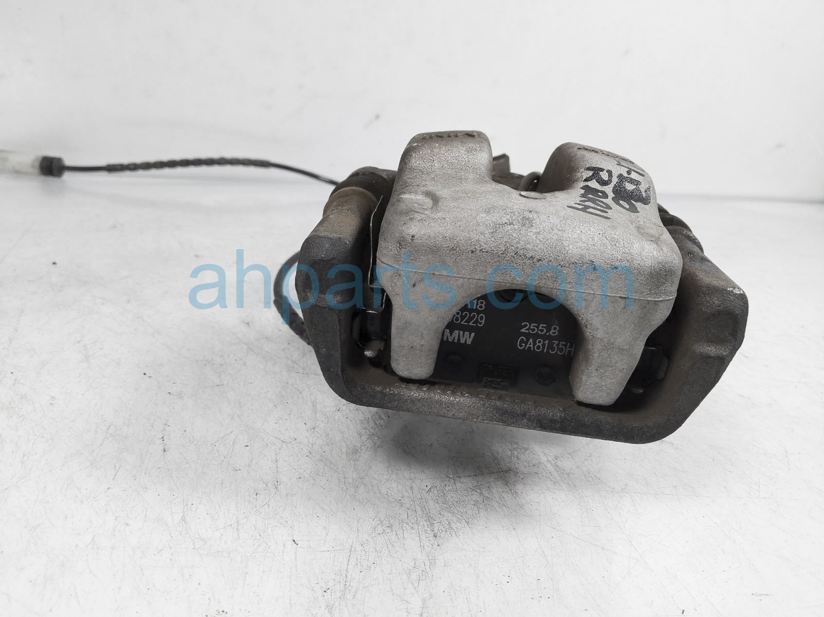 $50 BMW RR/RH BRAKE CALIPER $50 BMW RR/RH BRAKE CALIPER