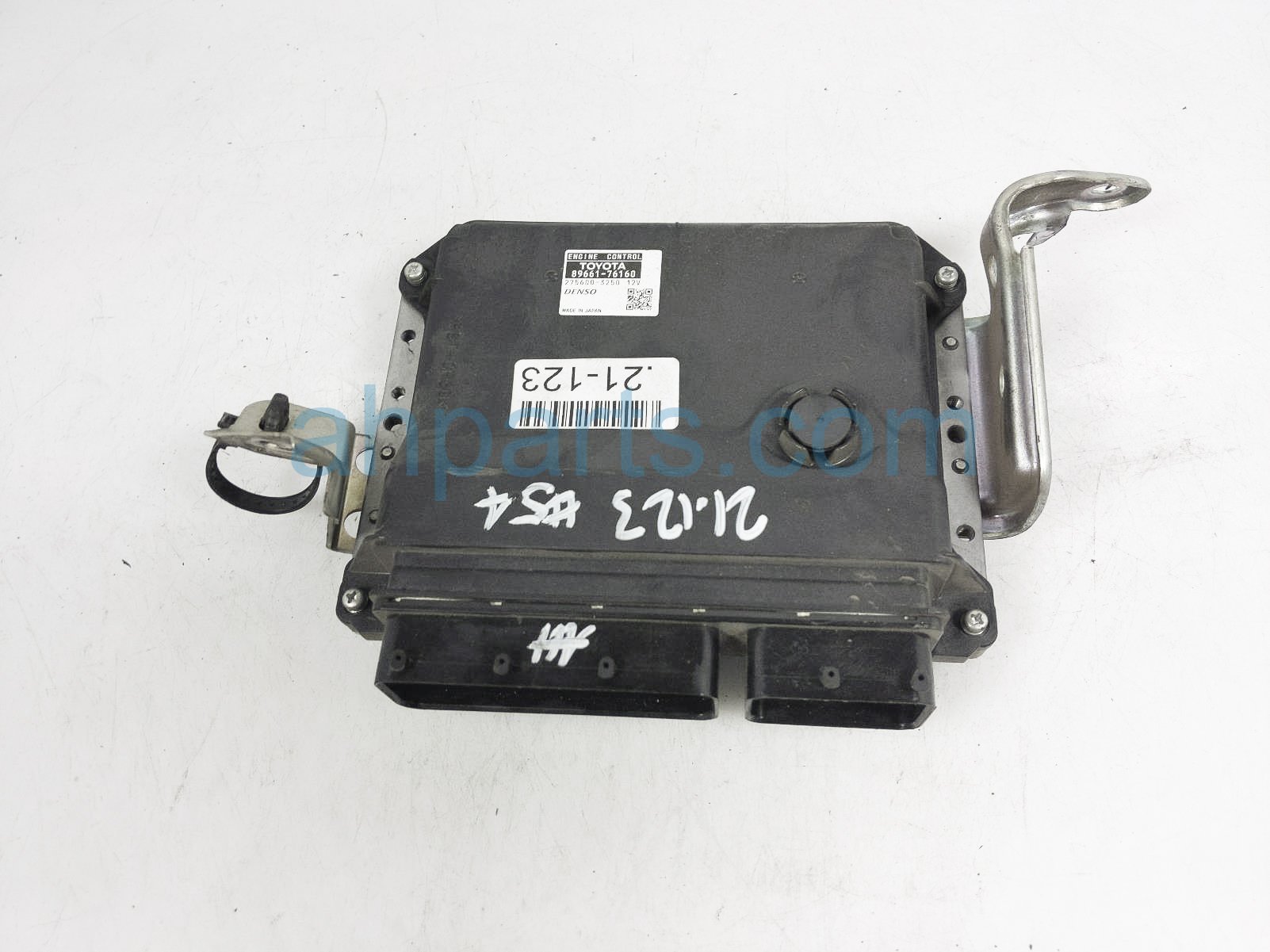 $75 Lexus ECU / ENGINE CONTROL MODULE $75 Lexus ECU / ENGINE CONTROL MODULE