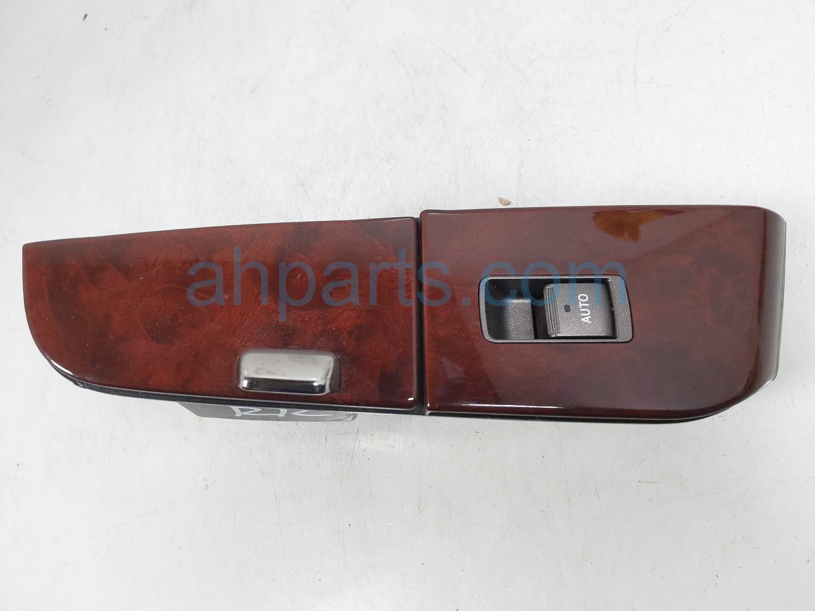 $29 Lexus RR/RH WINDOW SWITCH W/ ASHTRAY ASSY