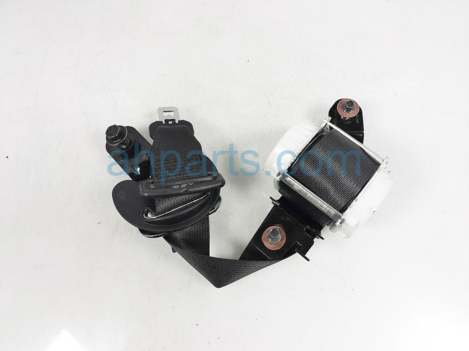 $49 Hyundai 3RD ROW MID SEAT BELT - BLACK $49 Hyundai 3RD ROW MID SEAT BELT - BLACK