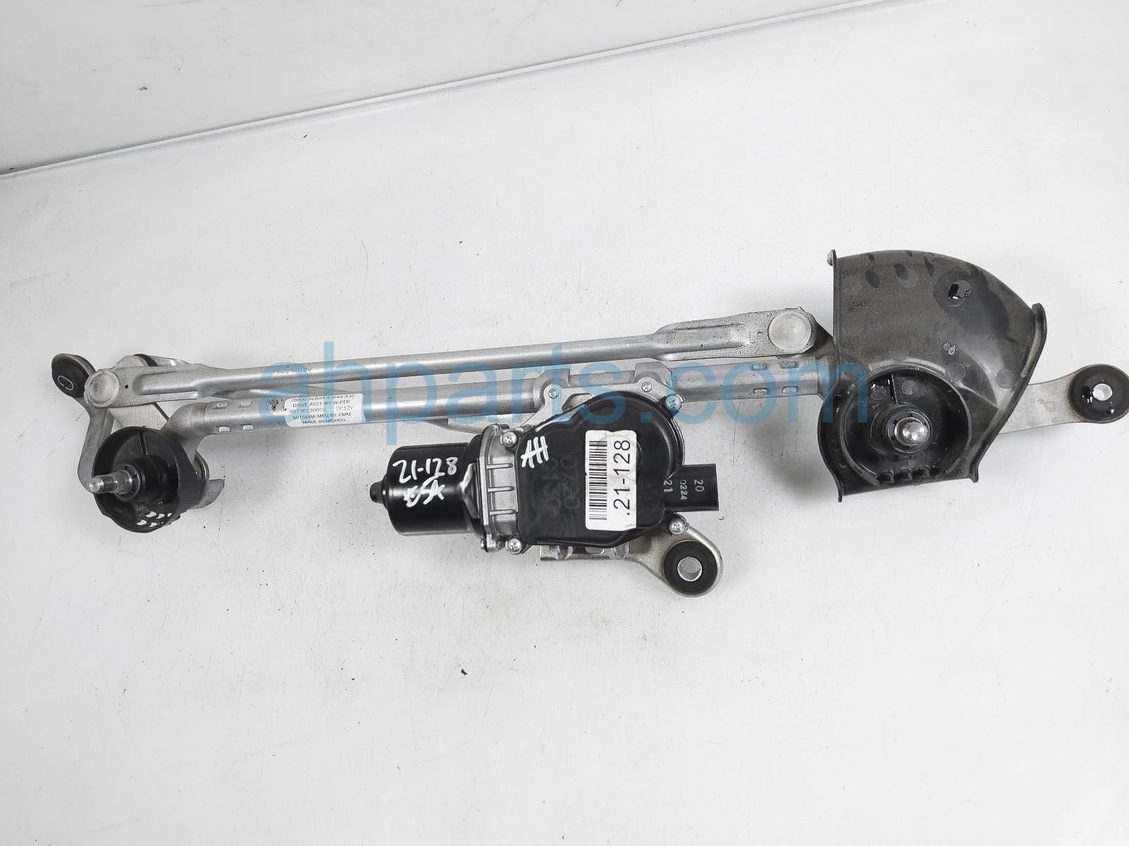 $50 Nissan FRONT WINDSHIELD WIPER MOTOR ASSY $50 Nissan FRONT WINDSHIELD WIPER MOTOR ASSY