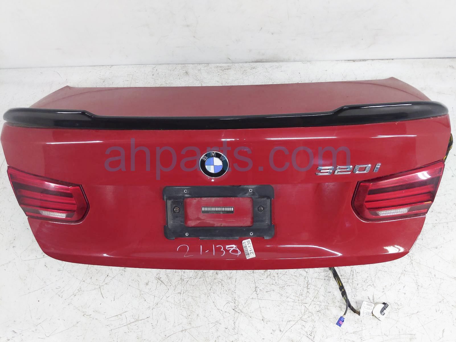$299 BMW TRUNK / DECKLID - RED - NOTES -