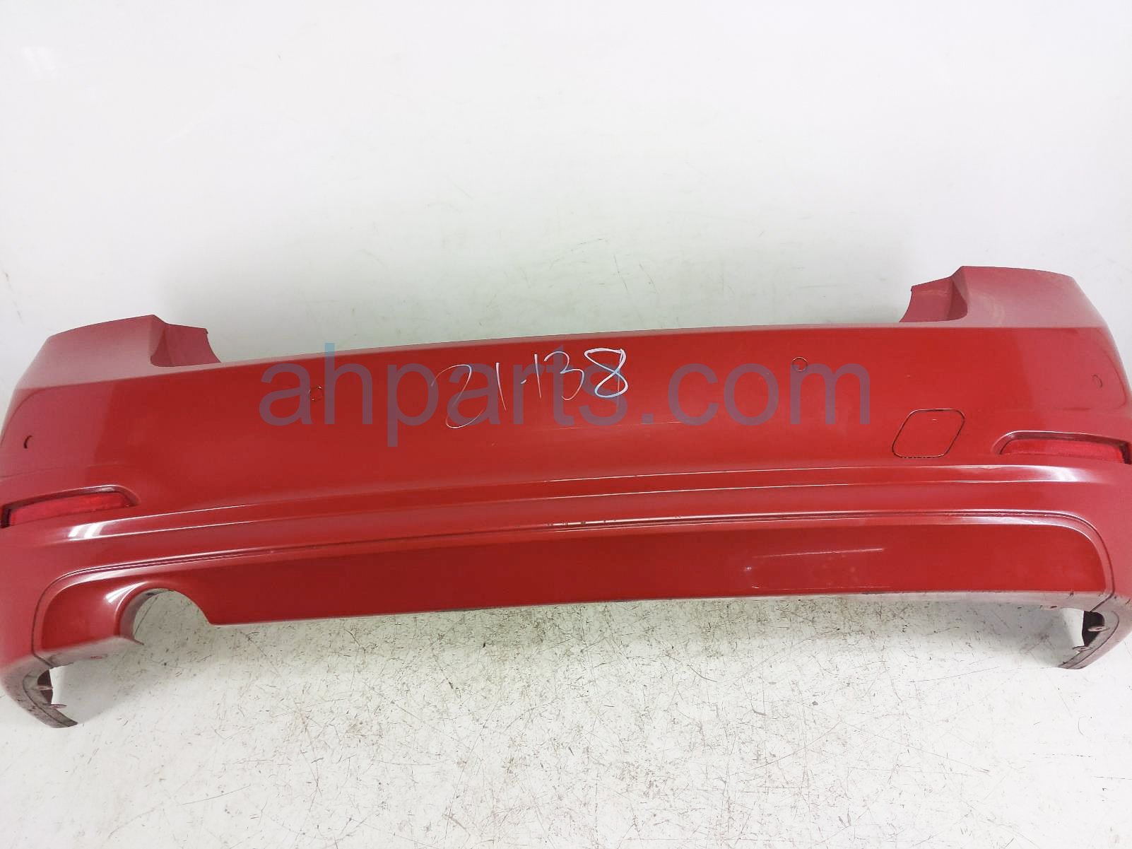 $200 BMW REAR BUMPER COVER - RED - NOTES $200 BMW REAR BUMPER COVER - RED - NOTES