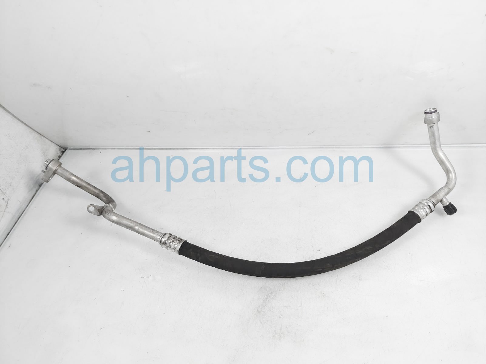 $60 Mercedes AC SUCTION HOSE ASSY