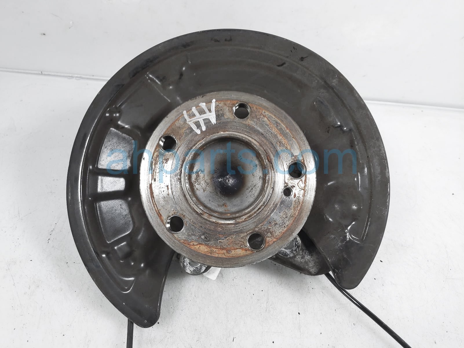 $79 Mercedes RR/RH SPINDLE KNUCKLE HUB $79 Mercedes RR/RH SPINDLE KNUCKLE HUB