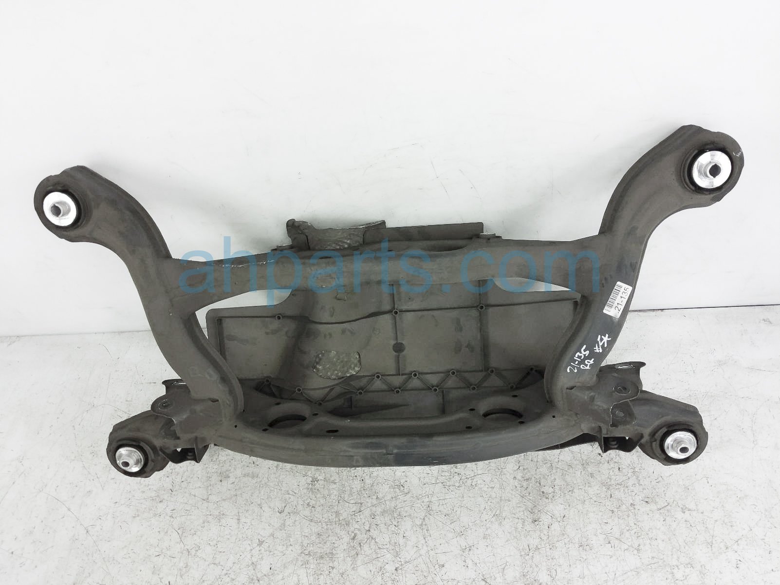 $125 Mercedes REAR SUB FRAME / CROSS MEMBER $125 Mercedes REAR SUB FRAME / CROSS MEMBER