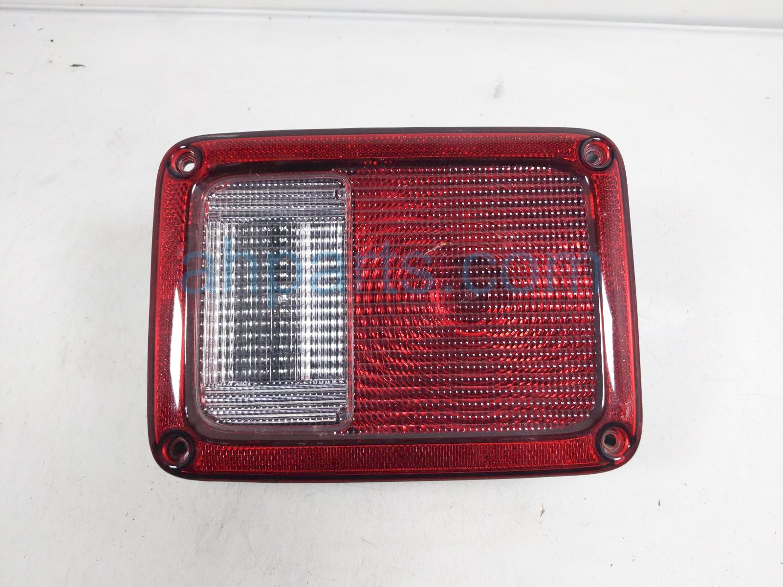 $69 Jeep RH TAIL LAMP (ON BODY) $69 Jeep RH TAIL LAMP (ON BODY)