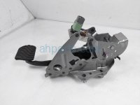 $25 Nissan BRAKE PEDAL ASSY $25 Nissan BRAKE PEDAL ASSY