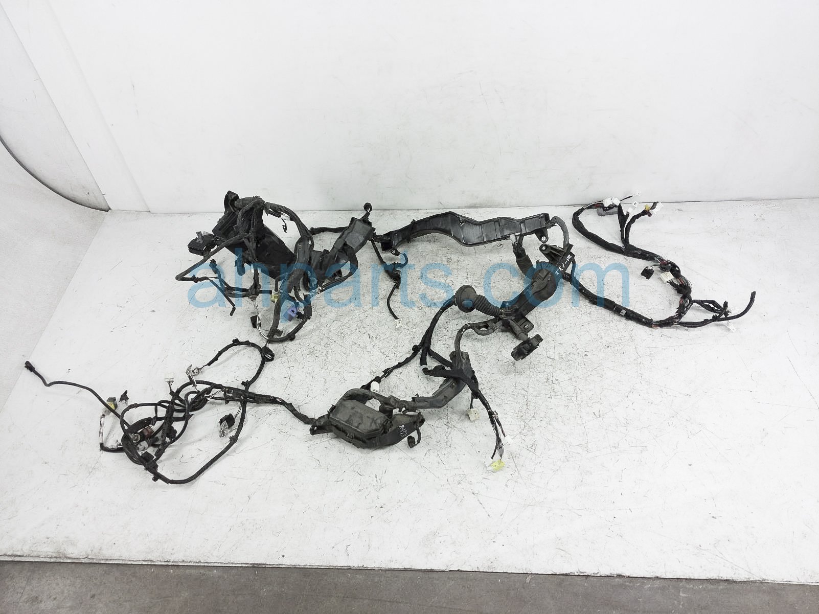$500 Toyota ENGINE ROOM HARNESS - 2.0L AT $500 Toyota ENGINE ROOM HARNESS - 2.0L AT