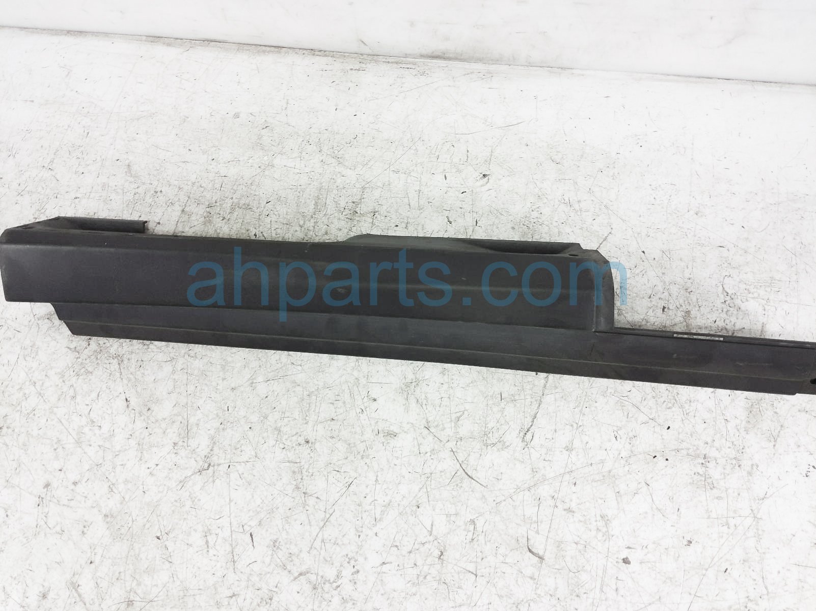 $35 Ford RR/LH SIDE SKIRT / ROCKER MOULDING $35 Ford RR/LH SIDE SKIRT / ROCKER MOULDING