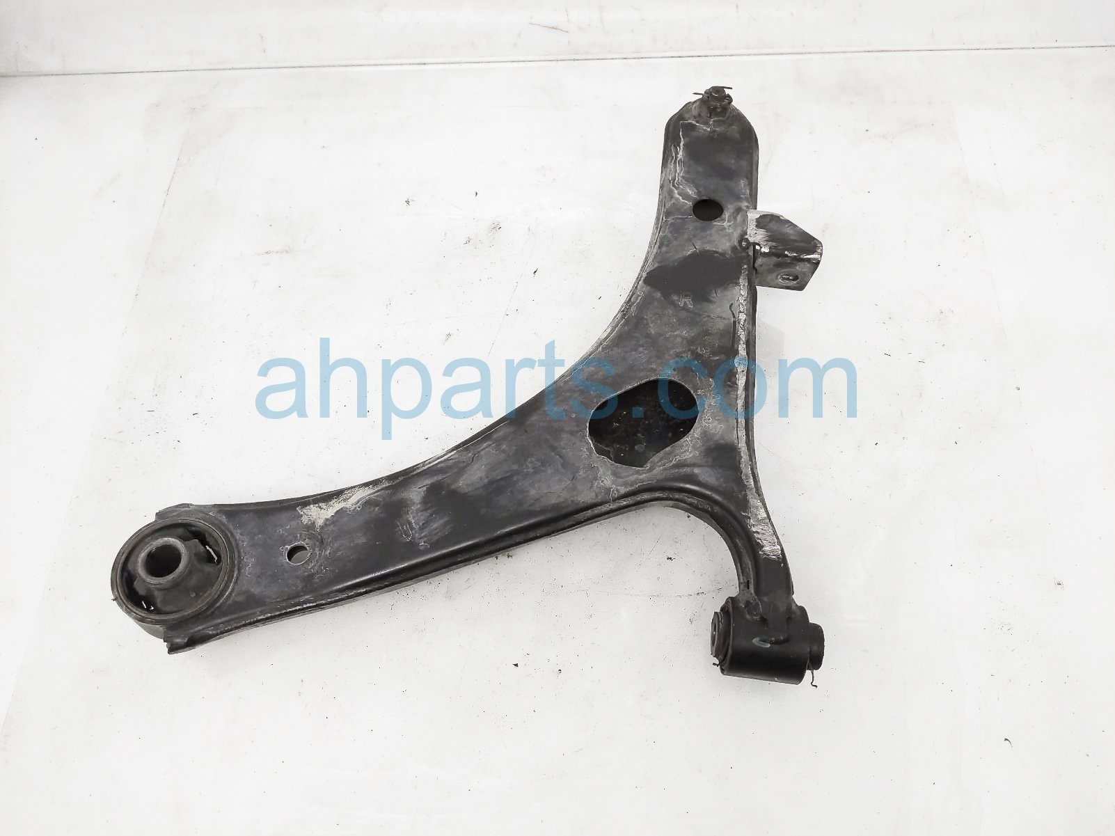 $35 Subaru FR/RH LOWER CONTROL ARM $35 Subaru FR/RH LOWER CONTROL ARM