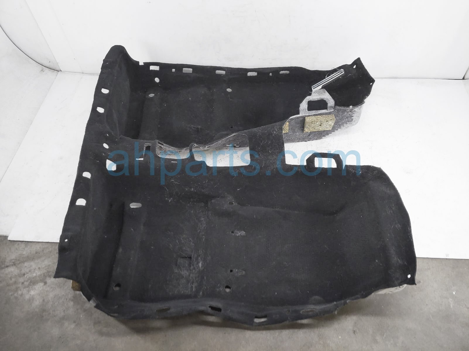 $95 Nissan FLOOR CARPET - BLACK