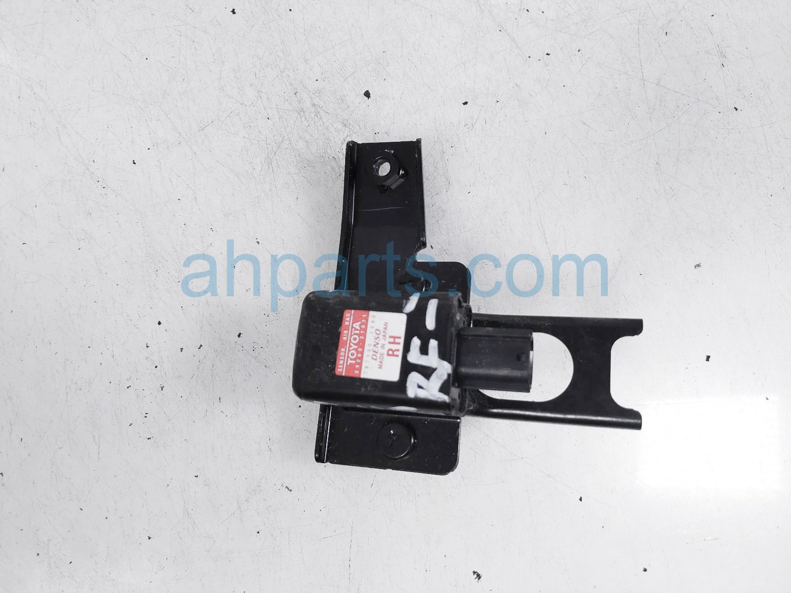 $25 Scion RH AIRBAG SIDE IMPACT SENSOR $25 Scion RH AIRBAG SIDE IMPACT SENSOR