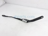 $20 BMW RH WINDSHIELD WIPER ARM $20 BMW RH WINDSHIELD WIPER ARM