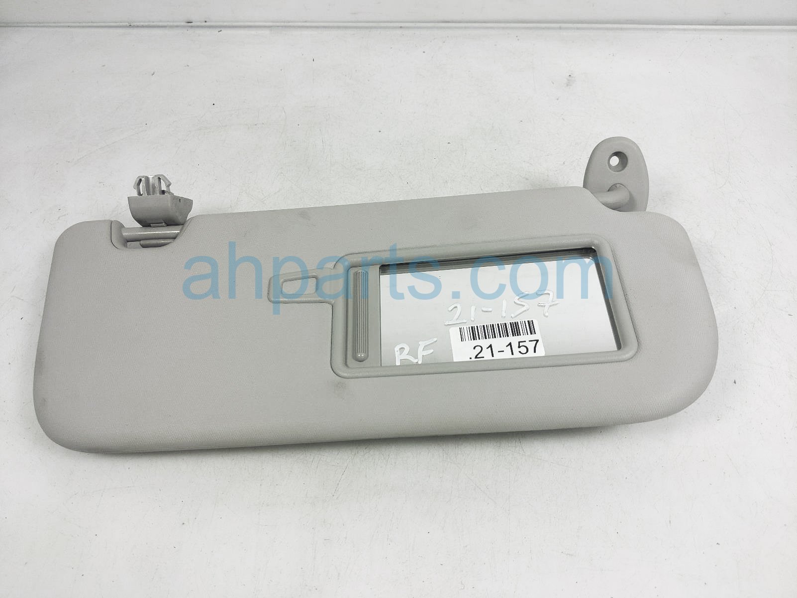$40 Kia RH SUN VISOR - GREY $40 Kia RH SUN VISOR - GREY