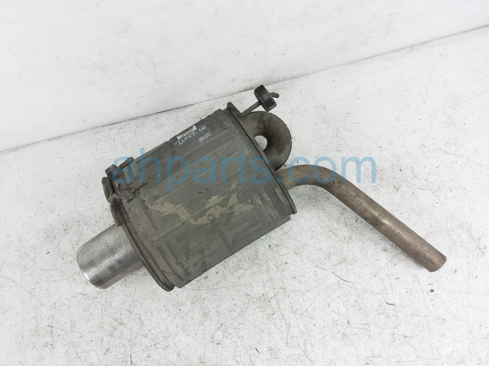 $149 Honda LH EXHAUST MUFFLER ASSY (CUT) $149 Honda LH EXHAUST MUFFLER ASSY (CUT)