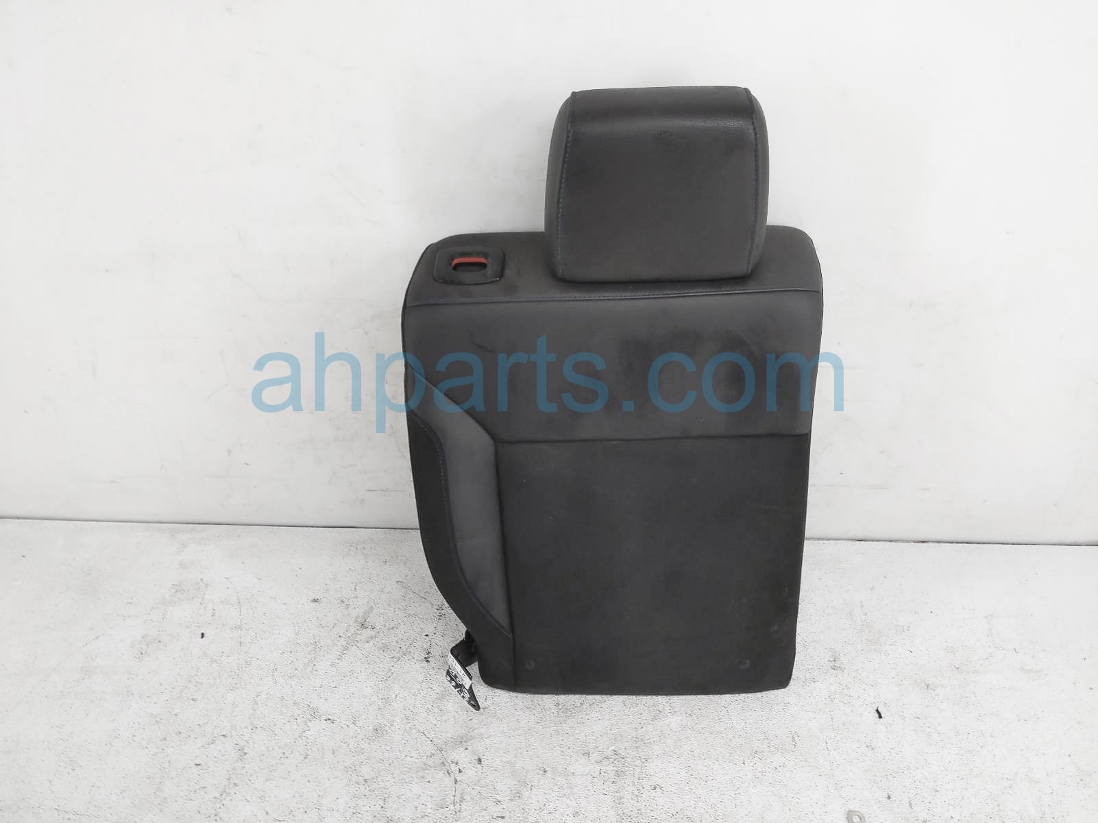 $99 Ford RR/RH TOP SEAT CUSHION - BLACK $99 Ford RR/RH TOP SEAT CUSHION - BLACK