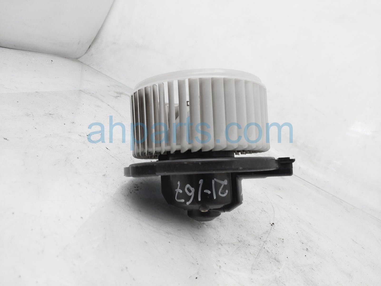 $35 Mazda FAN/HEATER BLOWER MOTOR $35 Mazda FAN/HEATER BLOWER MOTOR