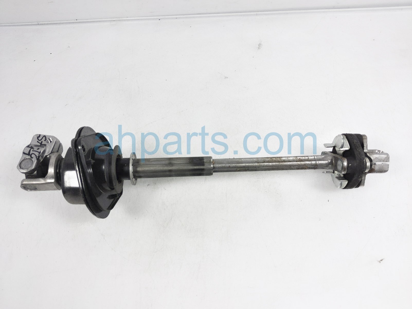 $50 Ford STEERING COLUMN UPPER SHAFT ASSY $50 Ford STEERING COLUMN UPPER SHAFT ASSY