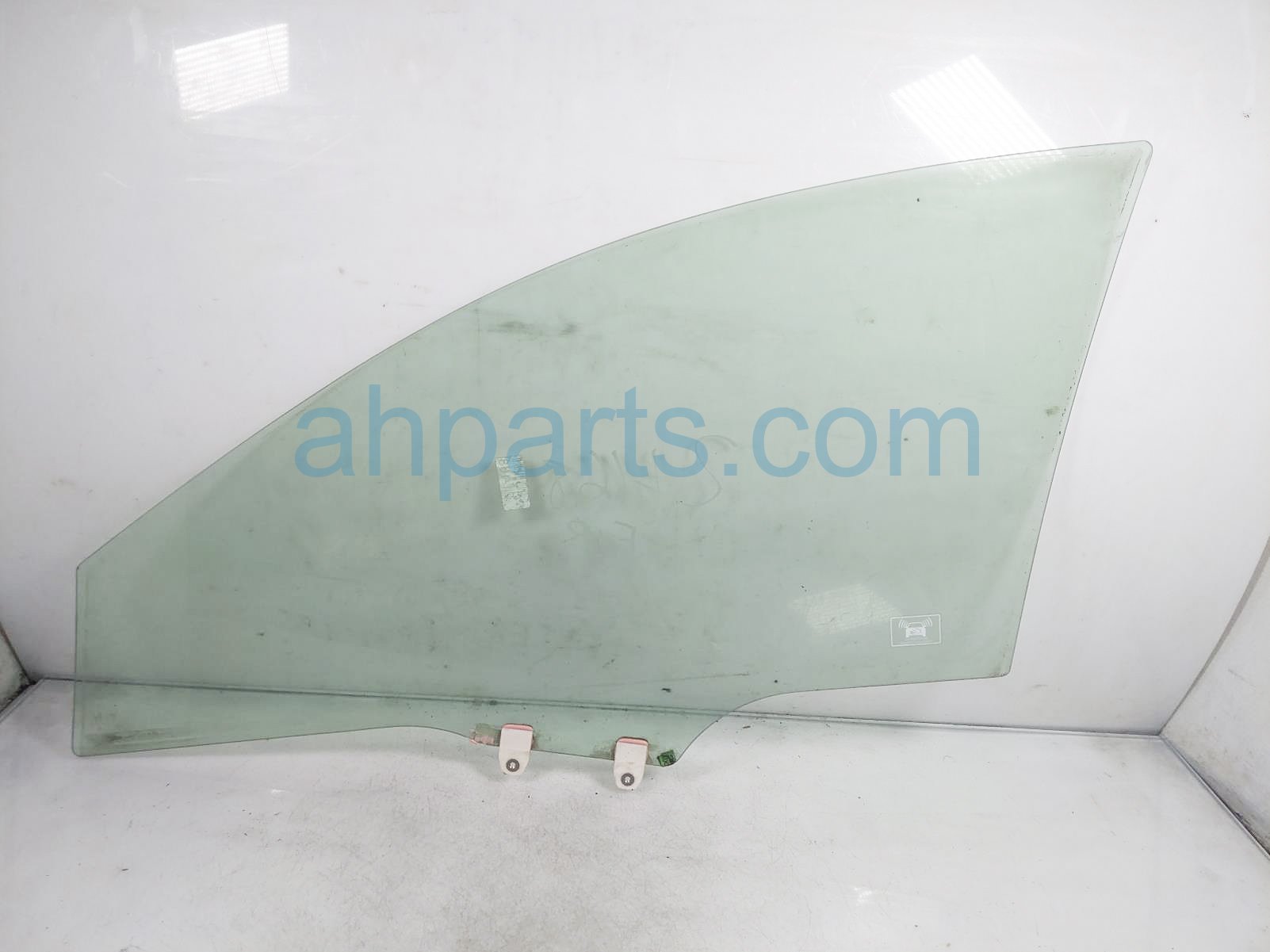 Evan-Fischer Front Passenger Side Door Glass For Honda CR-V 2007-2011 - Green Tint - Direct Replacement 73300SWAA00