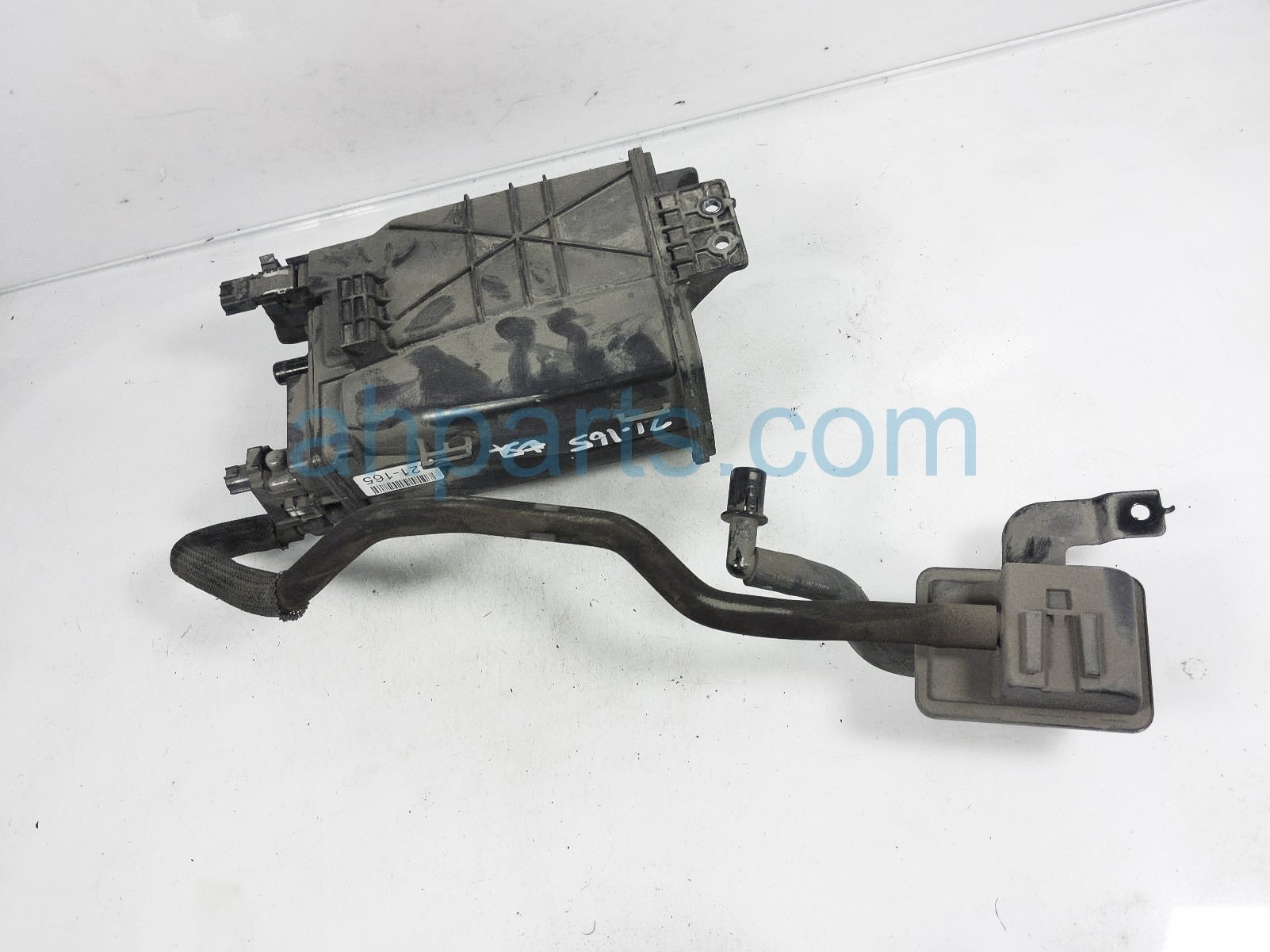 $75 Nissan FUEL VAPOR CHARCOAL CANISTER