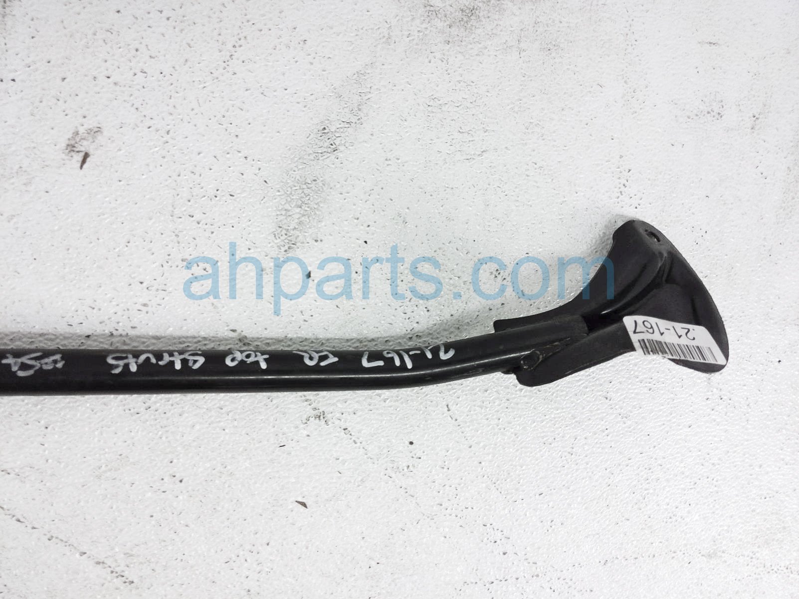 2004 Mazda RX8 Stabilizer Sway Front Tower Strut Bar M/t F1515649XD,