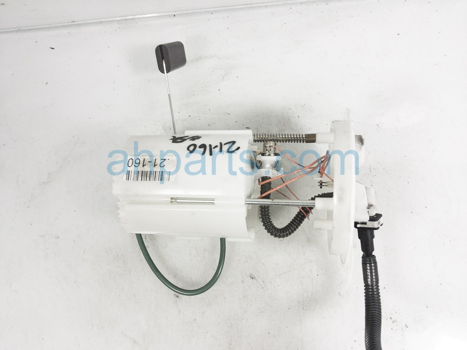 $70 Ford GAS / FUEL PUMP ASSY $70 Ford GAS / FUEL PUMP ASSY