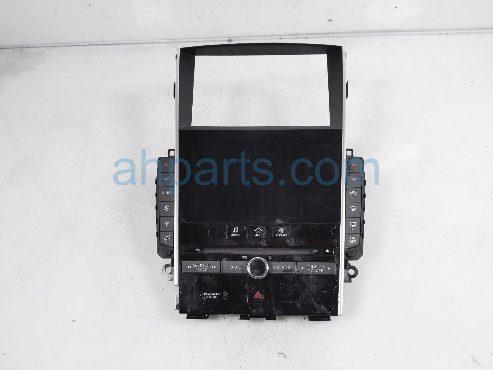 $89 Infiniti CLIMATE CONTROL & RADIO DISPLAY ASSY $89 Infiniti CLIMATE CONTROL & RADIO DISPLAY ASSY