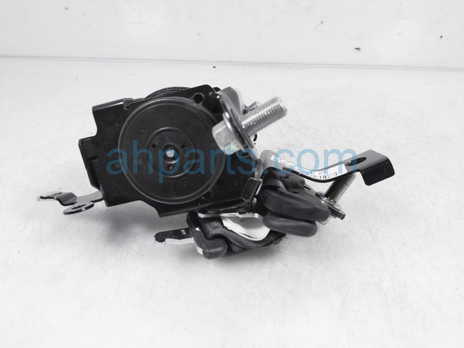 $29 Honda 3RD ROW MID SEAT BELT - BLACK $29 Honda 3RD ROW MID SEAT BELT - BLACK