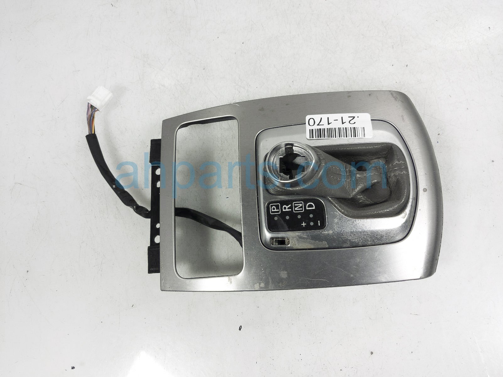 $50 Infiniti SHIFTER TRIM BEZEL W/ BOOT - GREY $50 Infiniti SHIFTER TRIM BEZEL W/ BOOT - GREY