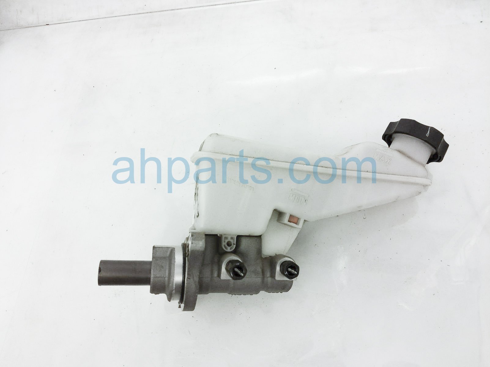 $65 Hyundai BRAKE MASTER CYLINDER