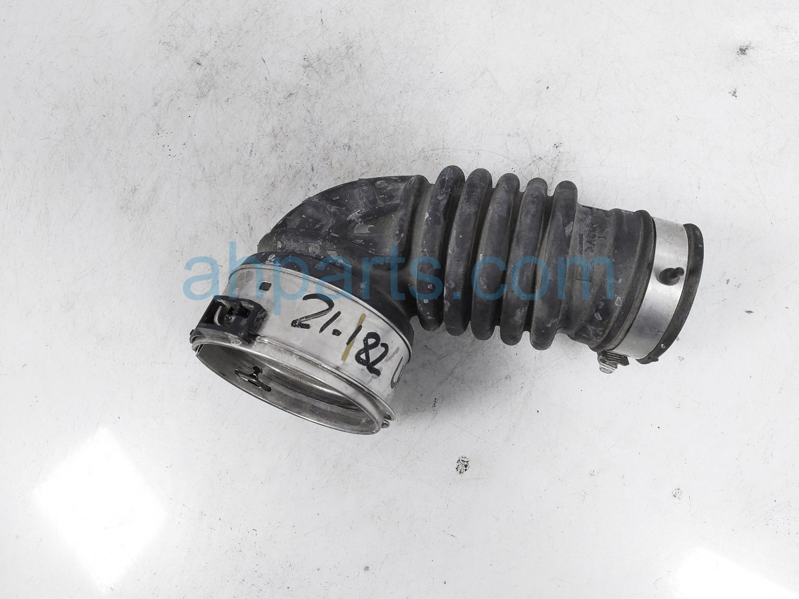 $19 Infiniti LH AIR CLEANER AIR FLOW TUBE / DUCT